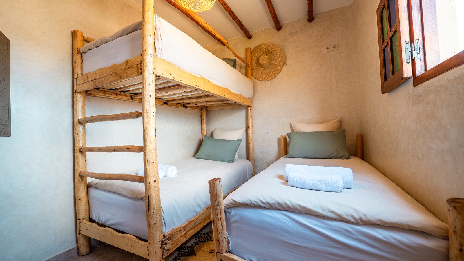 Room Ayour at AZA House